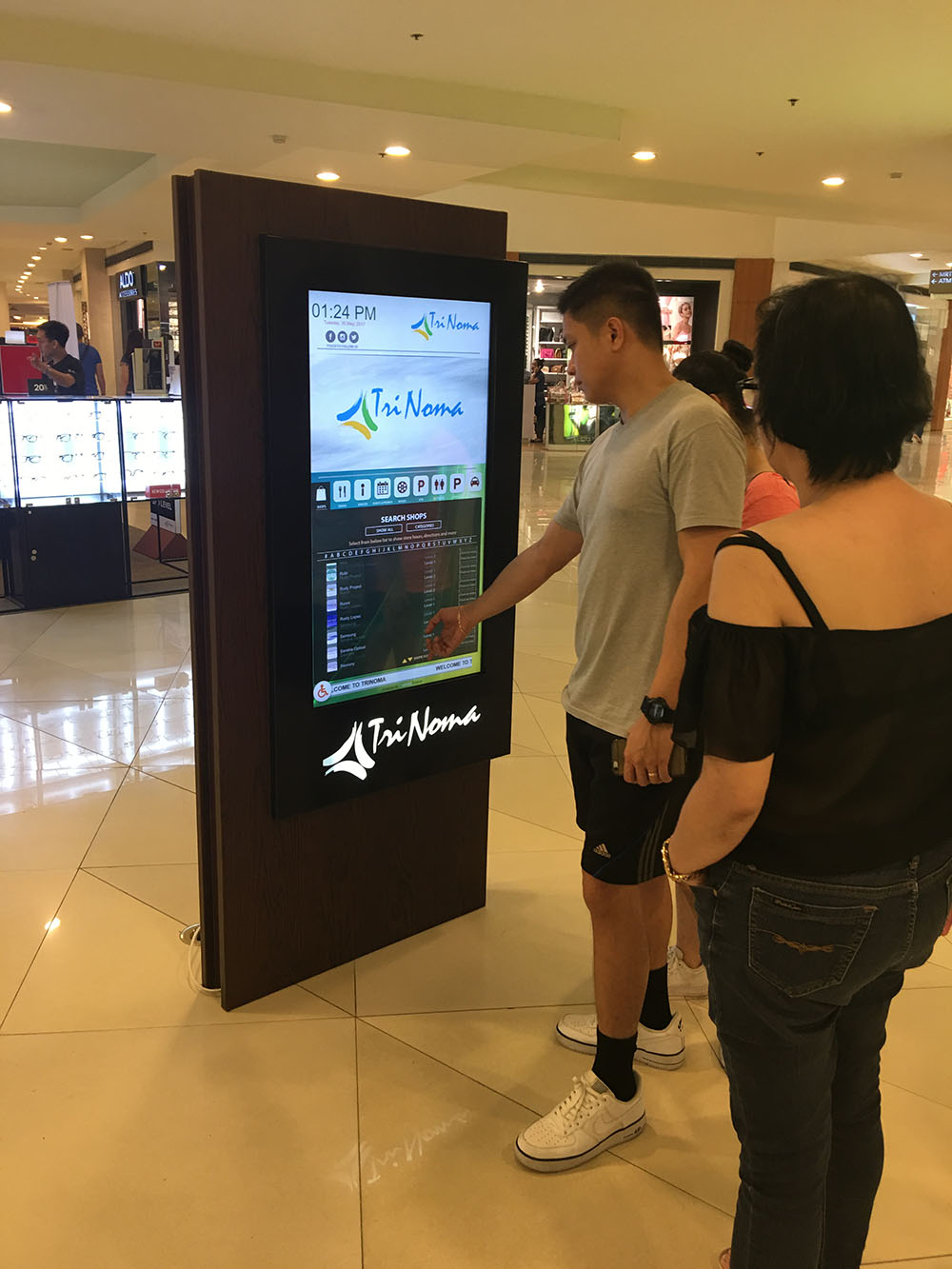 Trinoma Wayfinding Directory